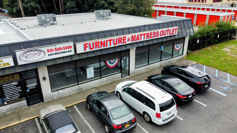 More Photos Of 512-520 Middle Country Rd, Coram Unknown For Sale