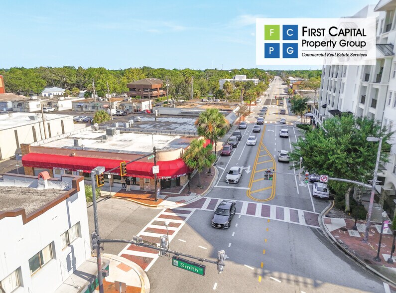 Primary Photo Of 2300-2304 Edgewater Dr, Orlando Storefront For Lease