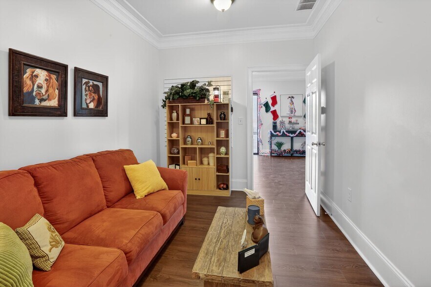 More Photos Of 1595 Access Rd, Covington Storefront For Sale