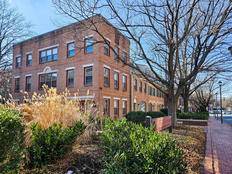More Photos Of 100-122 E Broad St, Falls Church Office For Sale