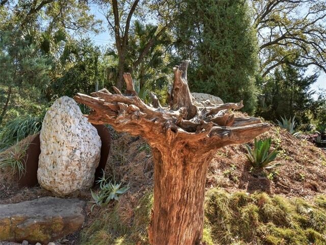 More Photos Of 638 Tillery St, Austin Office For Sale