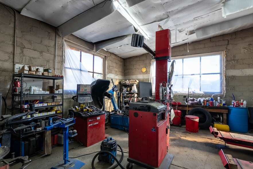 More Photos Of 438 Highway 55, Horseshoe Bend Auto Repair For Sale