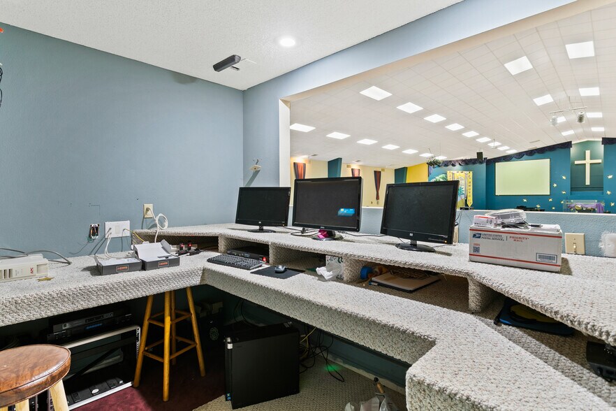 More Photos Of 3601 E Moody Blvd, Bunnell Religious Facility For Sale