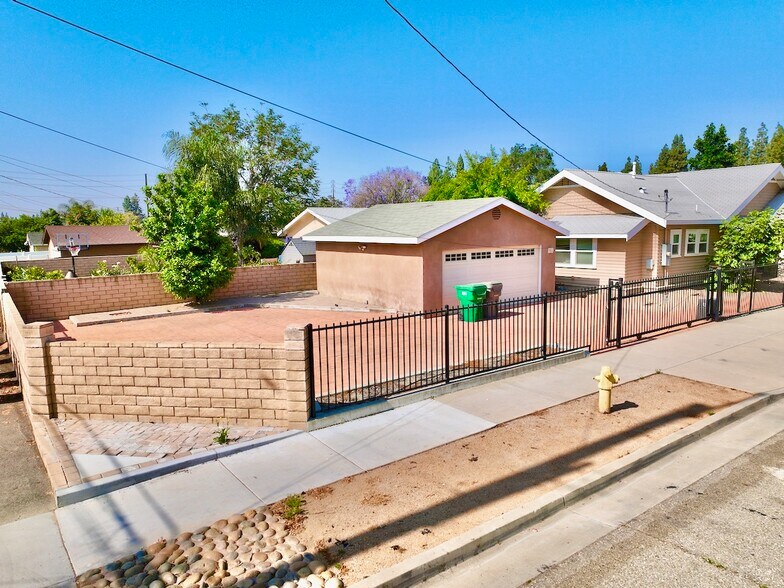 More Photos Of 13201 9th St, Chino Office For Sale