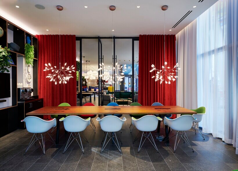 More Photos Of 300 N Michigan Ave, Chicago Apartments For Lease