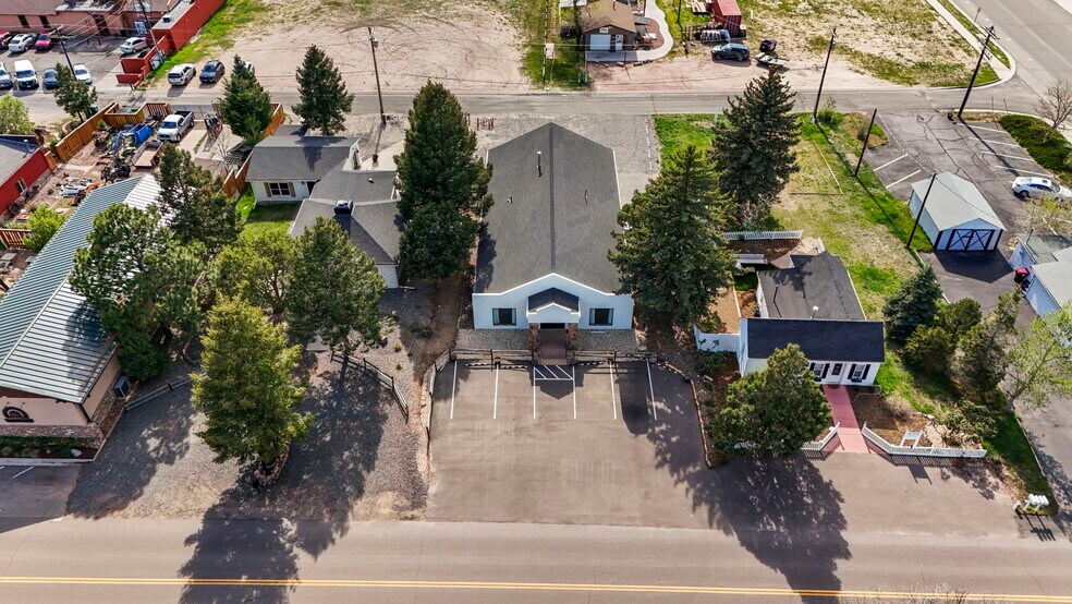 More Photos Of 267 Washington St, Monument Office Residential For Sale