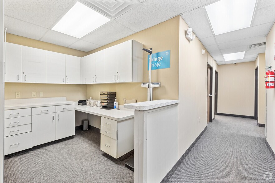 More Photos Of 434 Urenda Loop, Carrizo Springs Industrial For Sale