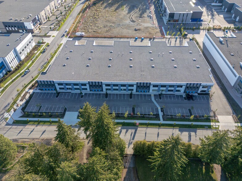 More Photos Of 3475 194 St, Surrey Warehouse For Lease