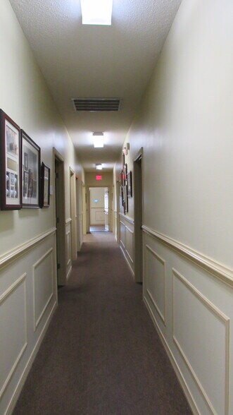 More Photos Of 22193 Highway 59 S, Robertsdale Office For Lease