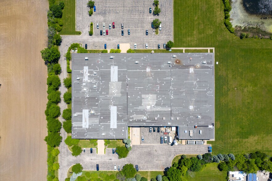 More Photos Of 2359 Diehl Rd, Aurora Industrial For Sale