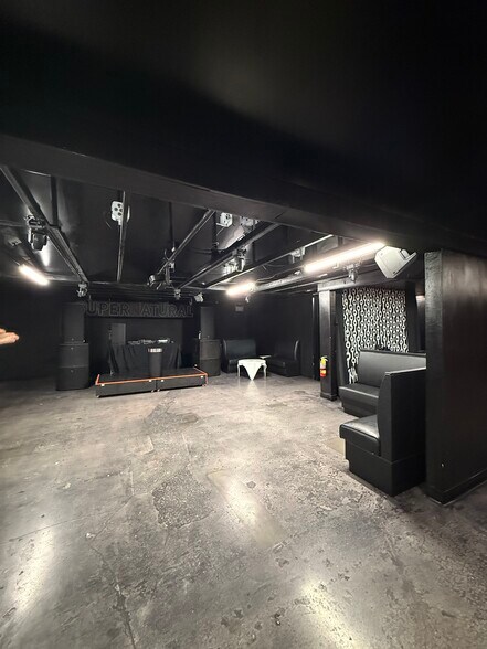 More Photos Of 777 NE 79th St, Miami Freestanding For Sale