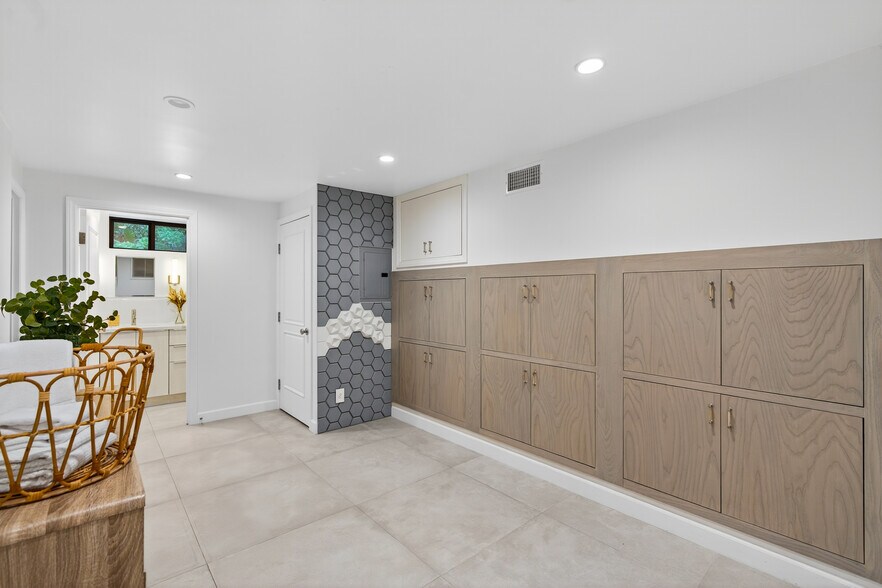 More Photos Of , Tujunga Multifamily For Sale
