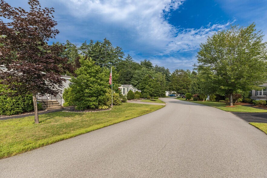 More Photos Of 11 Tamarack Lane -1, Rochester Manufactured Housing Mobile Home Park For Sale