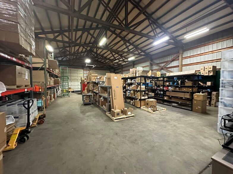 More Photos Of 931 Valentine Ave SE, Pacific Warehouse For Lease