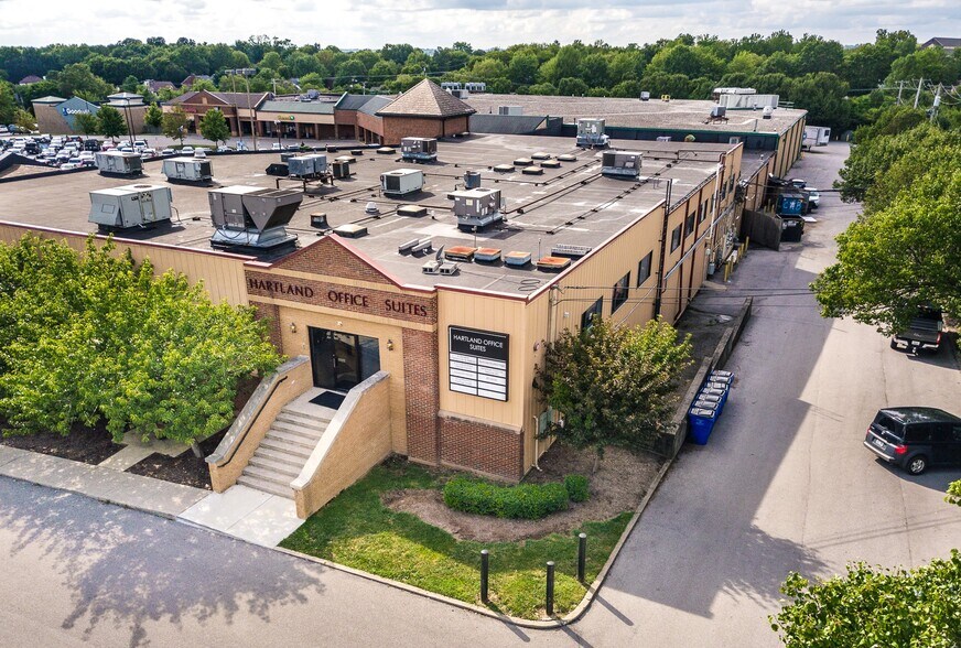 More Photos Of 4750 Hartland Village Dr, Lexington Unknown For Lease