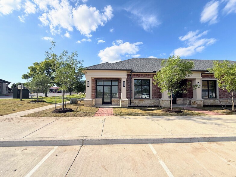 More Photos Of 7700 Preston Rd, Frisco Medical For Sale