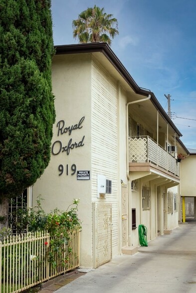 Primary Photo Of 919 N Oxford Ave, Los Angeles Multifamily For Sale