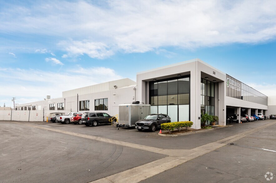 Primary Photo Of 333 N Euclid Way, Anaheim Food Processing For Lease