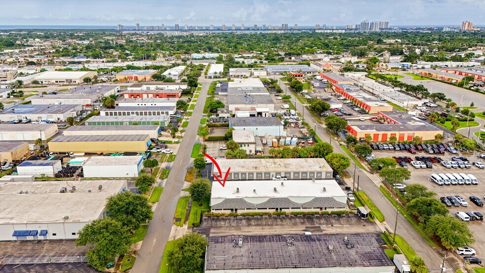 More Photos Of 1334 S Killian Dr, Lake Park Warehouse For Sale