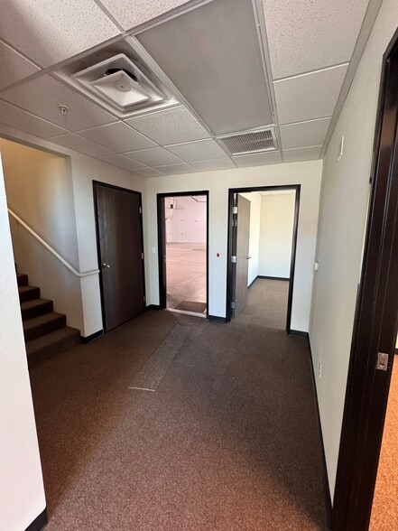 More Photos Of 2965 Coleman St, North Las Vegas Distribution For Lease