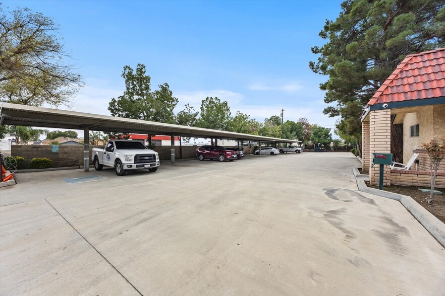 More Photos Of 9831 Rosedale Hwy, Bakersfield Office For Sale