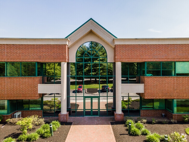 More Photos Of 2 Campus Blvd, Newtown Square Office For Sale