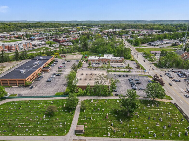 More Photos Of 32875 Solon Rd, Solon Medical For Lease