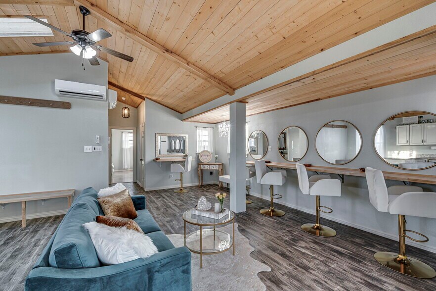 More Photos Of 3199 County 2730 Rd, Glen Rose Lodge Meeting Hall For Sale