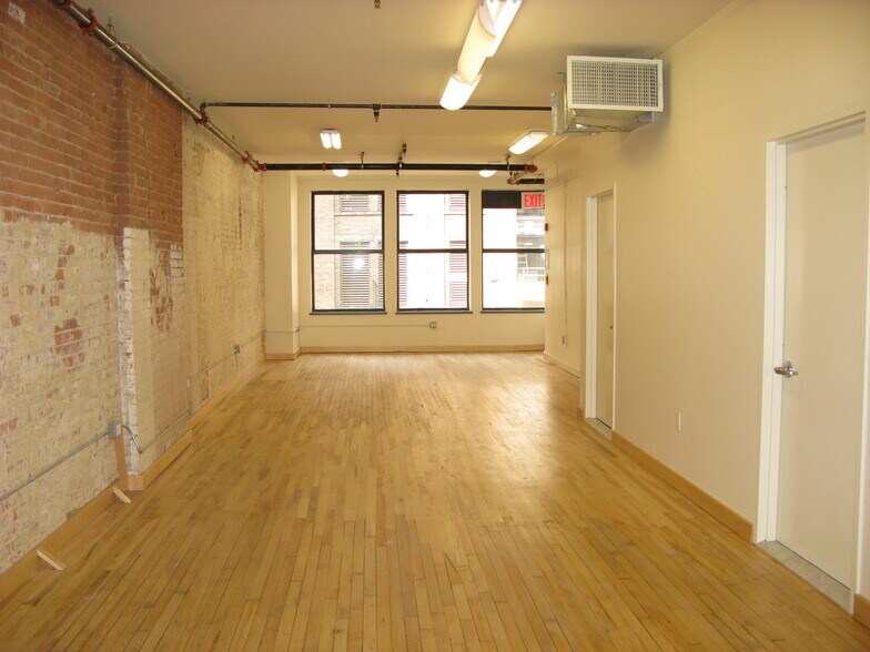 More Photos Of 254 W 47th St, New York Storefront Retail Residential For Sale