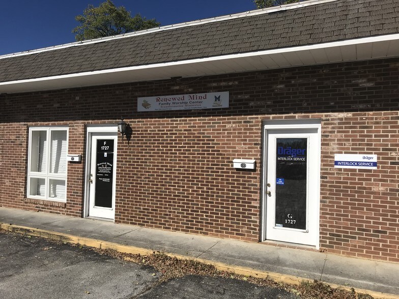 More Photos Of 1727 Peters Creek Rd NW, Roanoke Office For Lease