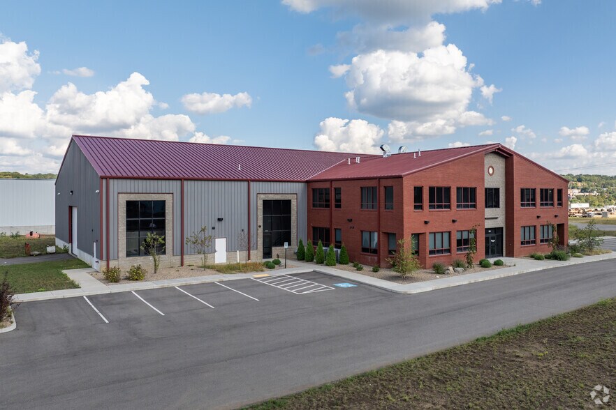 More Photos Of 180 Bet Tech Dr, Aliquippa Industrial For Lease