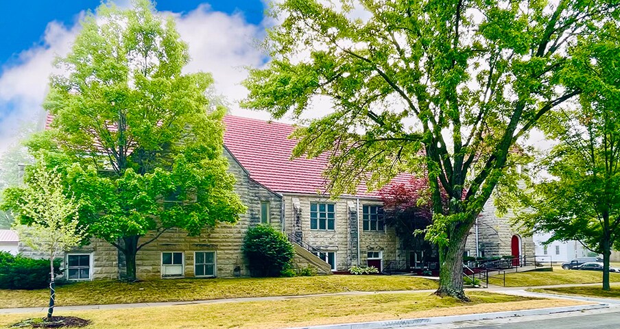 More Photos Of 1601 NE Madison Ave, Peoria Religious Facility For Sale
