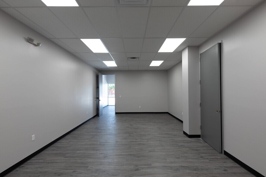 More Photos Of 19828 Little York Rd, Katy Warehouse For Sale