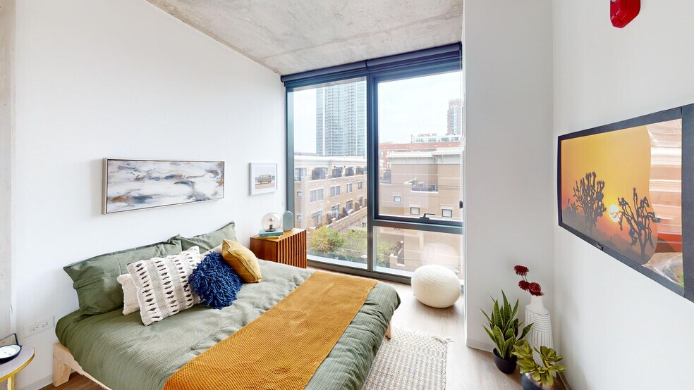 More Photos Of 1717 S Michigan Ave, Chicago Apartments For Lease