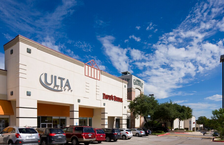 More Photos Of 9607 Research Blvd, Austin Unknown For Lease