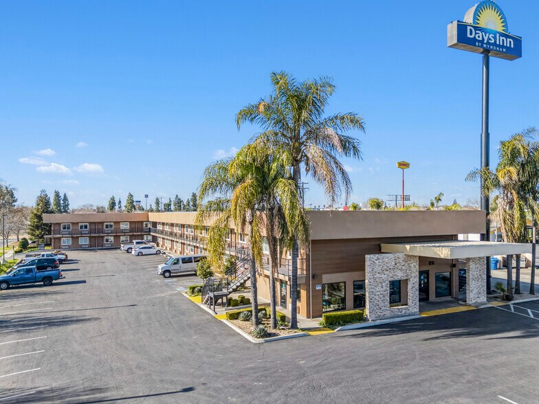 More Photos Of 1215 R St, Merced Hotel For Sale