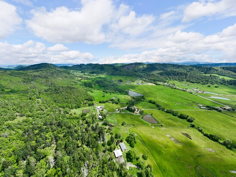 More Photos Of 5961 Lookingglass Rd, Roseburg Land For Sale