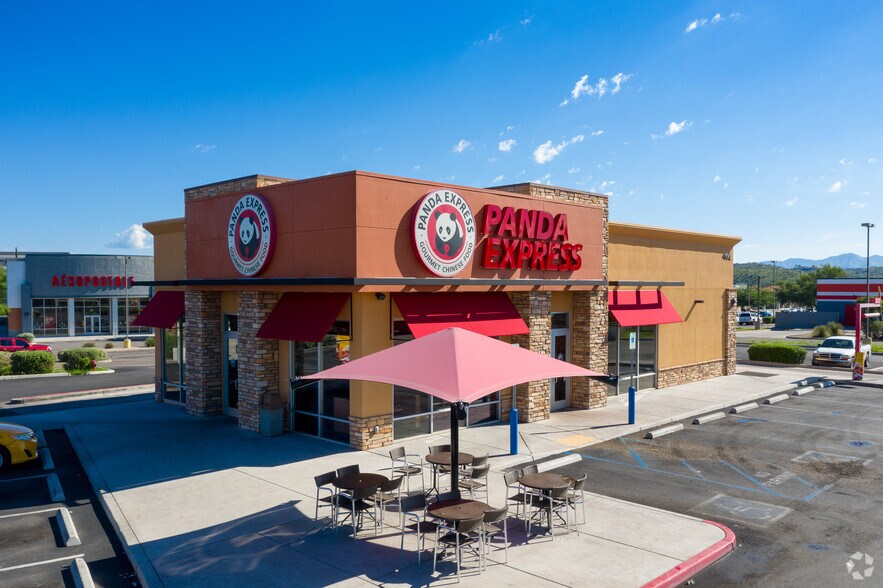 More Photos Of 254-300 W Mariposa Rd, Nogales Storefront For Lease