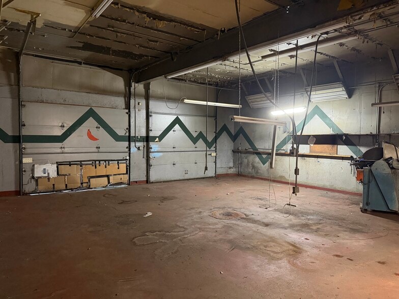 More Photos Of 3000 Wayne Ave, Dayton Freestanding For Sale