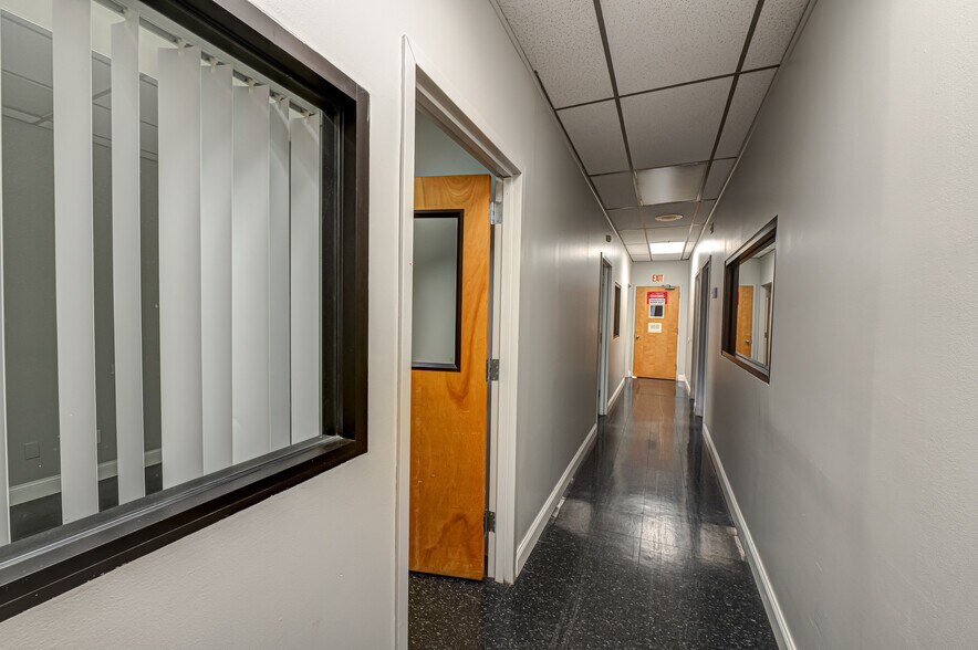 More Photos Of 1800 Ocean Ave, Ronkonkoma Light Distribution For Lease