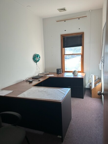 More Photos Of 83 Chestnut Rd, Paoli Office For Lease