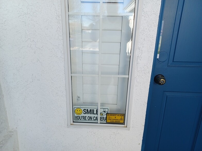 More Photos Of 13943 Trigger Ln, Victorville Healthcare For Sale