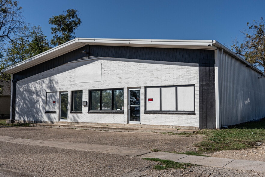 More Photos Of 14 Tenth St, Temple Research And Development For Sale