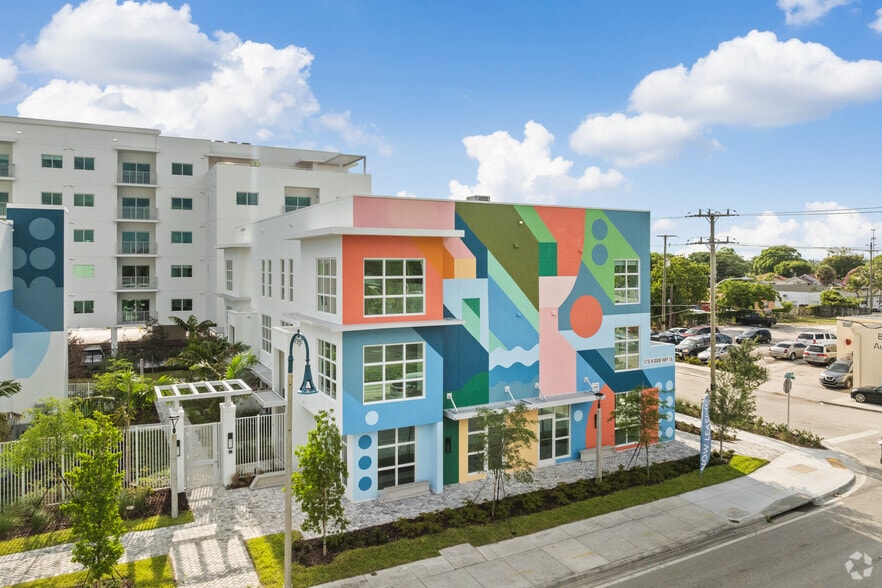 More Photos Of 1715 N Dixie Hwy, Lake Worth Apartments For Lease