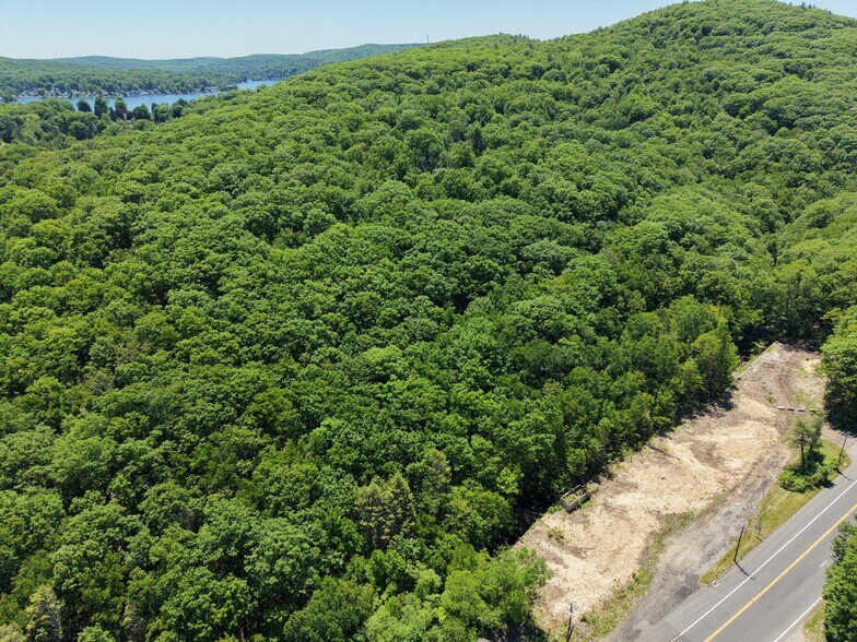 More Photos Of 00 Main Street, Winchester Land For Sale