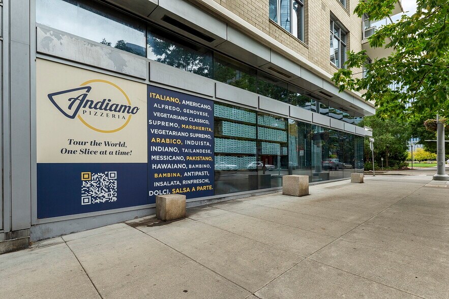 More Photos Of 610 S Lowell St, Portland Storefront Retail Office For Lease