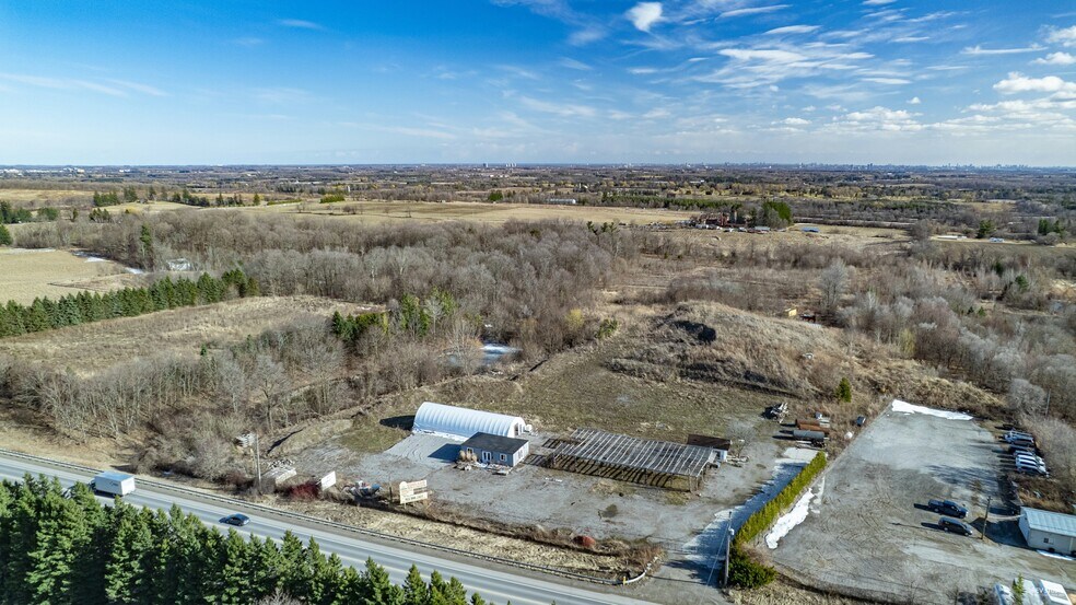 More Photos Of 2737 Bloomington Rd, Whitchurch-Stouffville Garden Center For Sale