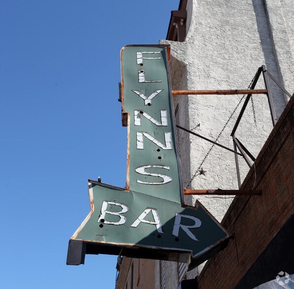 More Photos Of 4010 Market St, Philadelphia General Retail For Sale