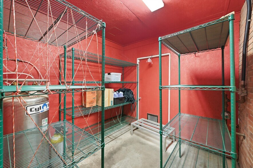 More Photos Of 565 W Bedford Euless Rd, Hurst Restaurant For Sale