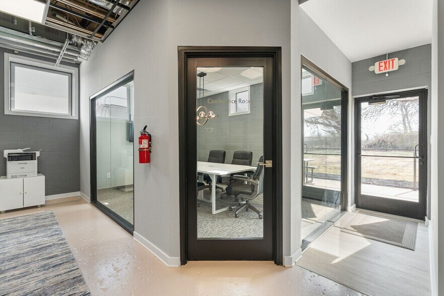 More Photos Of 117 S Main St, Hopewell Coworking Space